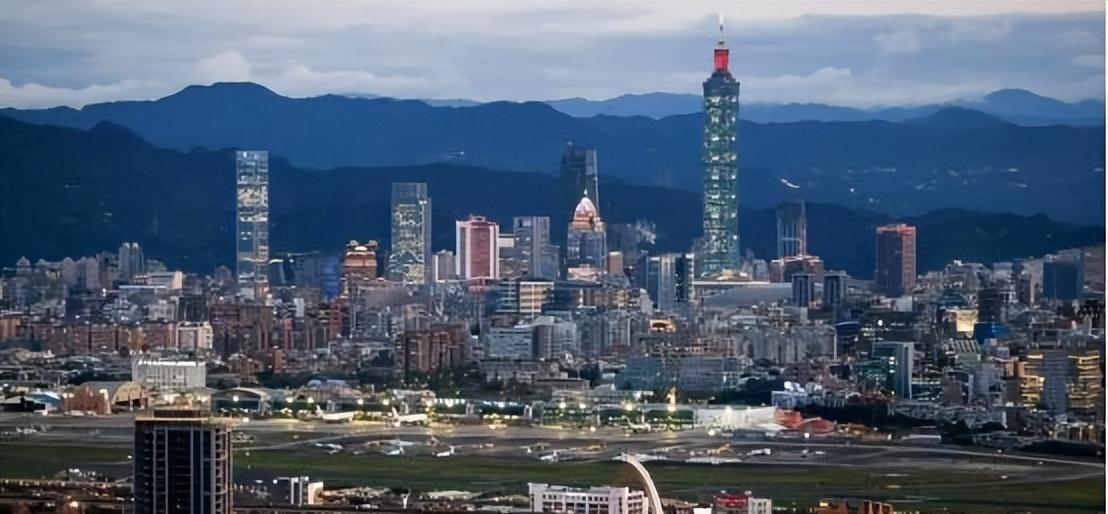 世界杯赛事直播官网app下载-郑丽文随行名单确认,两岸迎来新局面,不到24小时,美专机抵台